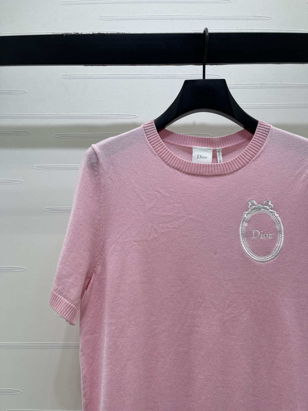 Women's short sleeves